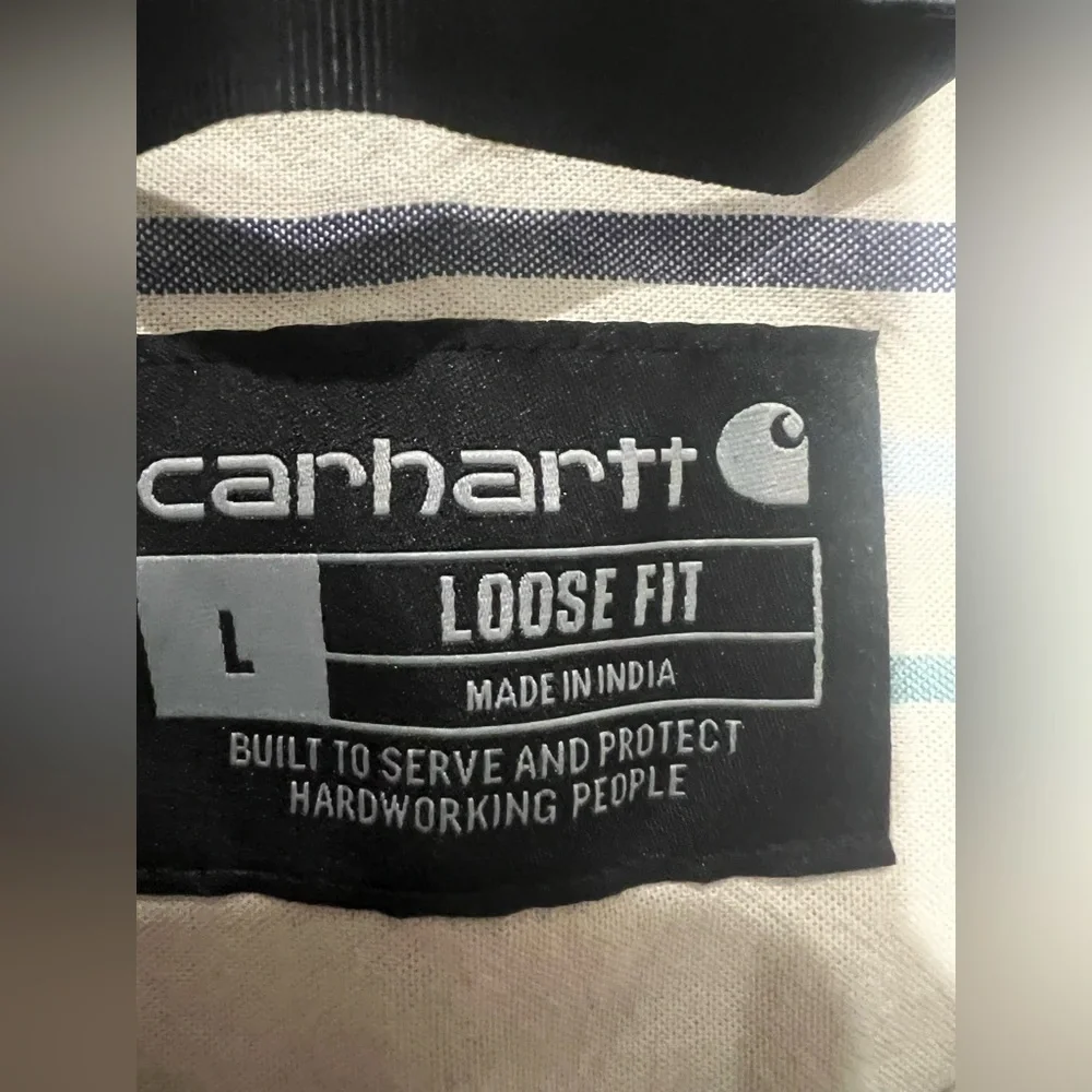 Carhartt Loose Fit Midweight Short-Sleeve Plaid Shirt in Gray Men's Size L